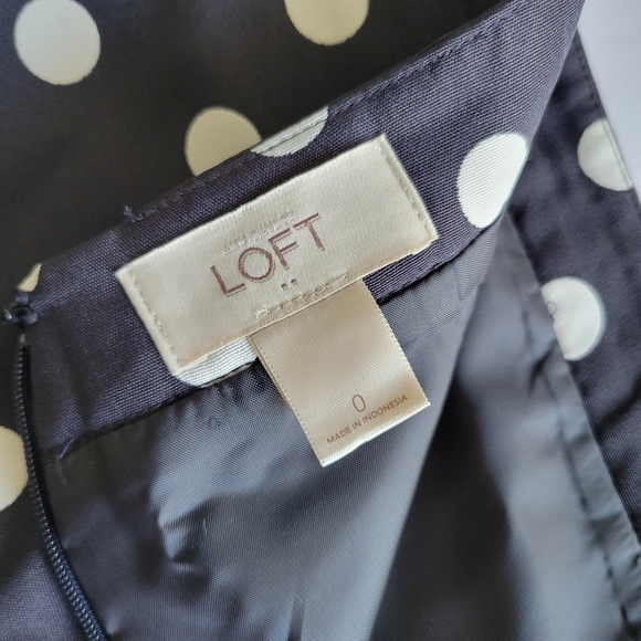 LOFT Navy polkadot skirt - Picture 2 of 7